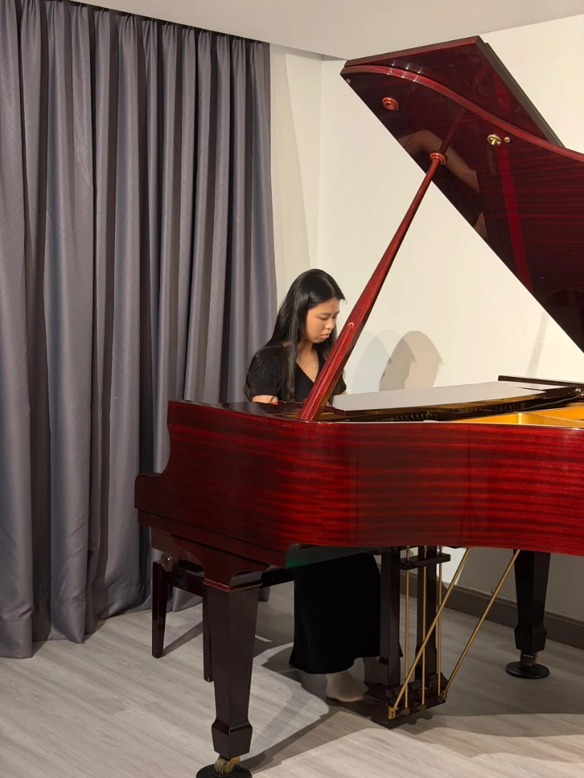 Piano at VEMA